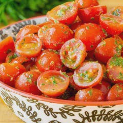Cách làm Salad cà chua sốt Pesto