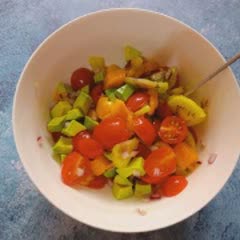 Cách làm Salad Cà Chua Xoài Bơ ăn kiêng cực thơm ngon