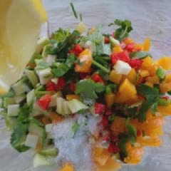 Cách Làm Salad Cá Hồi Chiên Đơn Giản Và Dinh Dưỡng