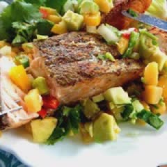 Cách Làm Salad Cá Hồi Chiên Đơn Giản Và Dinh Dưỡng