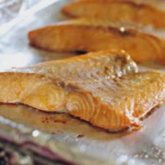 Cách Làm Salad Cá Hồi Sốt Cam Thơm Ngon Đơn Giản