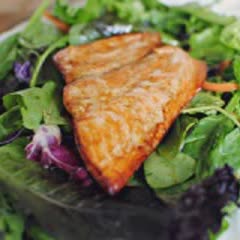 Cách Làm Salad Cá Hồi Sốt Cam Thơm Ngon Đơn Giản