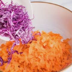 Cách làm Salad cà rốt bắp cải tím