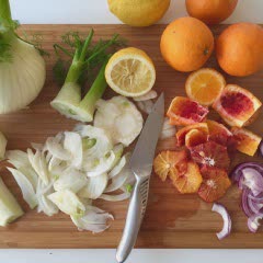 Cách làm salad cam củ hối