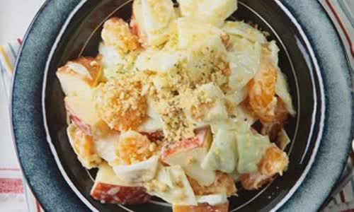 Cách làm Salad Cam Táo thanh mát giải nhiệt mùa hè