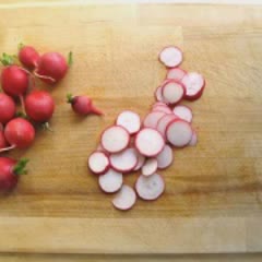 Cách làm Salad củ cải đỏ dưa leo