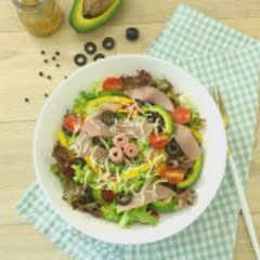 Cách làm Salad Dăm Bông cùng rau củ thanh mát cho cả nhà