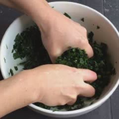 Cách làm Salad Diêm Mạch Cải Xoăn giảm cân, phong cách Âu