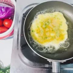 Cách làm Salad Dưa Leo Trứng Gà thanh mát bổ dưỡng 
