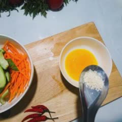 Cách làm Salad Dưa Leo Trứng Gà thanh mát bổ dưỡng 