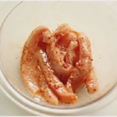 Cách Làm Salad Gà Chiên Đơn Giản Cho Nàng Ăn Kiêng