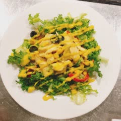 Cách Làm Salad Gà Nướng Tiêu Đen Ngon Và Đơn Giản 