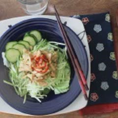 Cách làm Salad gà trộn mayonnaise