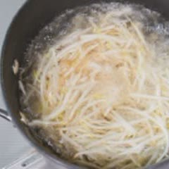Cách làm salad giá đỗ đơn giản