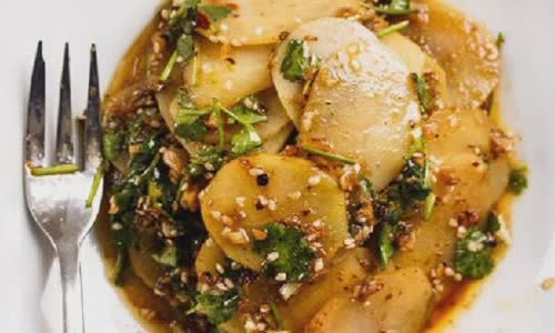 Cách làm salad khoai tây lát