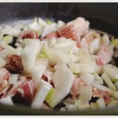 Cách Làm Salad Khoai Tây Nóng Ăn Kèm, Cực Ngon 