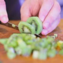 Cách làm Salad kiwi hành tây