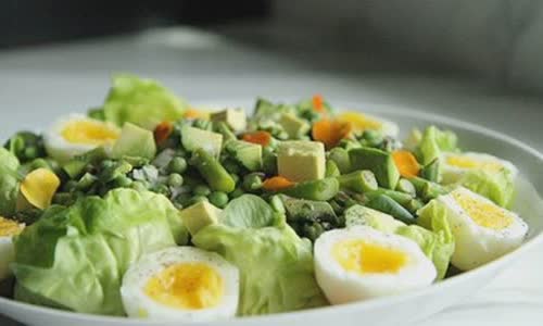 Cách Làm Salad Măng Tây Và Đậu Hà Lan Thơm Ngon