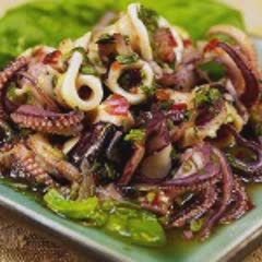 Cách Làm Salad Mực Ống Cực Ngon Cho Buổi Tiệc Nhà