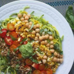 Cách làm Salad rau củ sốt bơ cay