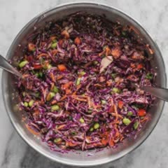 Cách làm salad rau củ sốt dầu mè