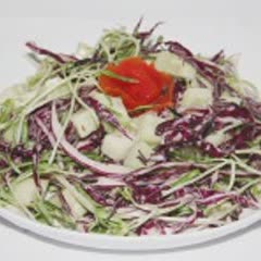 Cách làm Salad Rau Mầm Trộn Bắp Cải Tím đơn giản, lạ miệng