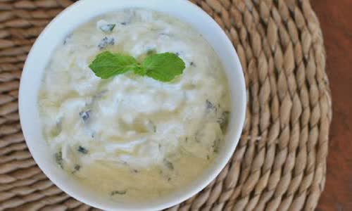Cách làm salad sữa chua trộn dưa leo