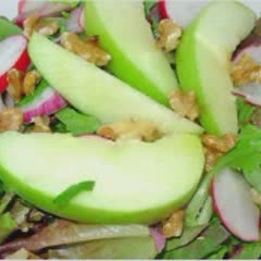 Cách Làm Salad Táo Xanh Với Củ Cải Độc Đáo Hấp Dẫn