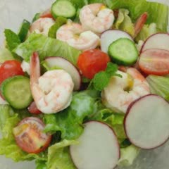 Cách Làm Salad Tôm Rau Củ Sốt Chanh Dây Ăn Kiêng