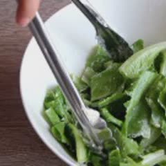 Cách làm Salad ức gà sốt Caesar - Caesar Salad