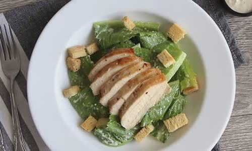 Cách làm Salad ức gà sốt Caesar - Caesar Salad
