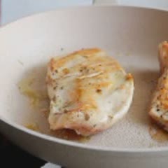 Cách làm Salad ức gà sốt Caesar - Caesar Salad