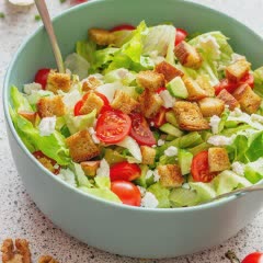 Cách làm Salad xà lách dưa leo cà chua