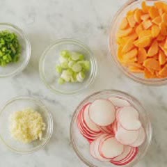 Cách làm tempura cá chiên giòn, ăn kèm cơm và salad