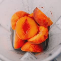 Cách làm sinh tố đào rum