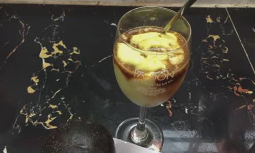 Cách làm sinh tố bơ cà phê