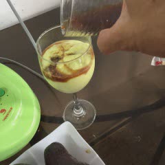 Cách làm sinh tố bơ cà phê