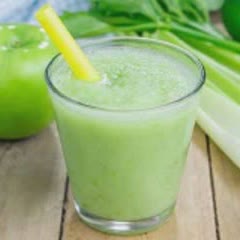Cách làm sinh tố cần tây táo xanh