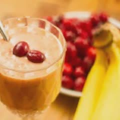 Cách làm Sinh tố chuối nam việt quất