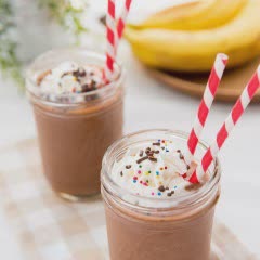 Cách làm sinh tố chuối socola