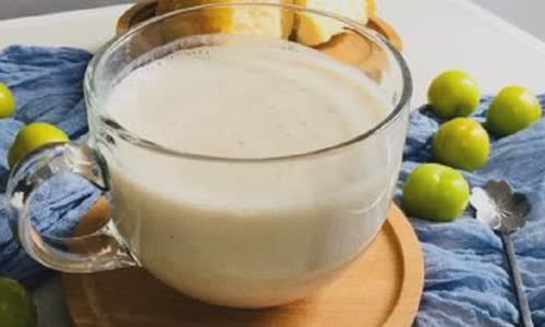Cách làm sinh tố chuối sữa chua bổ dưỡng