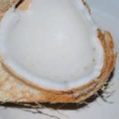 Cách làm Sinh Tố Dừa non thơm ngon bổ dưỡng cho cả nhà 