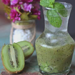 Cách làm sinh tố kiwi soda chua ngọt