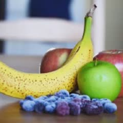 Cách làm sinh tố trái cây màu tím