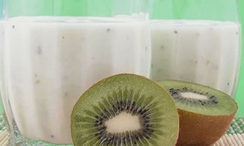 Cách Làm Sinh Tố Dừa Kiwi Mát Lạnh Cực Thơm Ngon