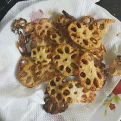 Cách làm Củ sen lắc trứng muối
