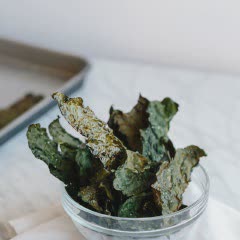 Cách làm Snack cải Kale nướng giòn