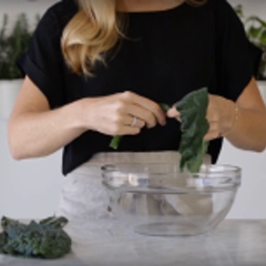 Cách làm Snack cải Kale nướng giòn