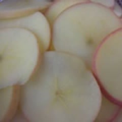Cách làm snack táo đỏ
