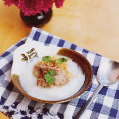 Cách nấu Cháo Xương với chà bông đậm đà, bổ dưỡng